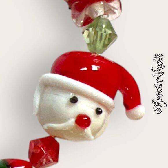 Glass Santa, Tree & Candy Beads On Adjustable Silver Tone Chain Bracelet - Picture 4 of 10